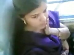 Telugu meisje in de bus