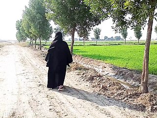 Pakistaanse voormalige geneukt constant poesje en anale desi dorpsmeisje