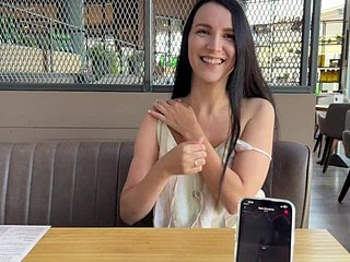 Eva Cumming Firm involving Return Eatery melalui Lovense Ferri Chilly Remote Vibrator