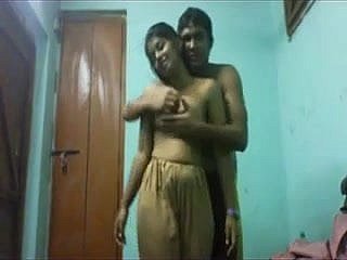 Desi Indian Sex-crazed  Homemade MEGA SexTape
